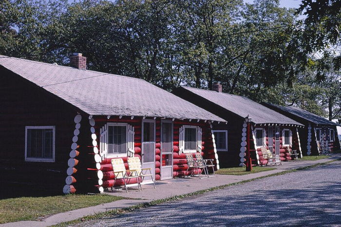 Tawas Inn & Resort - S-L1600 (newer photo)